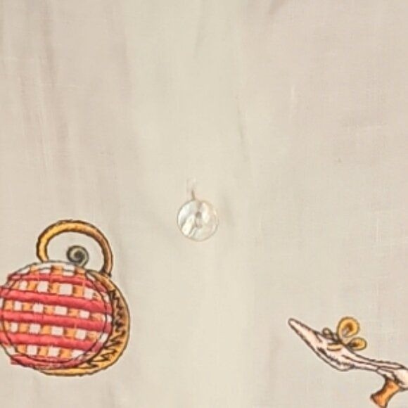 Vintage early 90's Edward Irishlinen XL with shell buttons