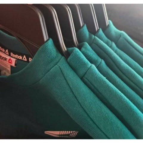 Reebok Boys Teal Crewneck Sweatshirt With Logo & Sleeve Pocket Size M Polyester Blend
