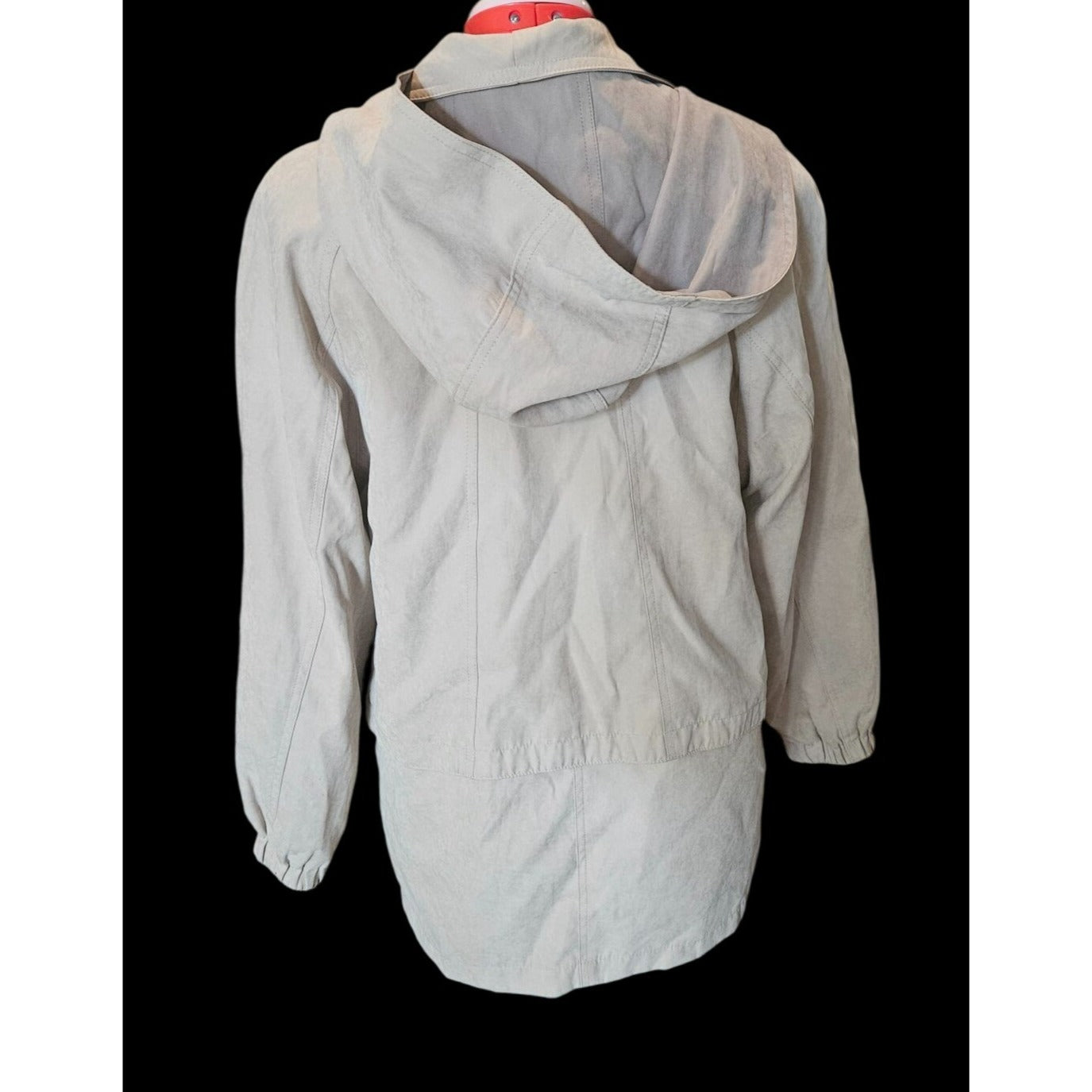 Vintage Lightweight Hooded Jacket With Pockets size(M)