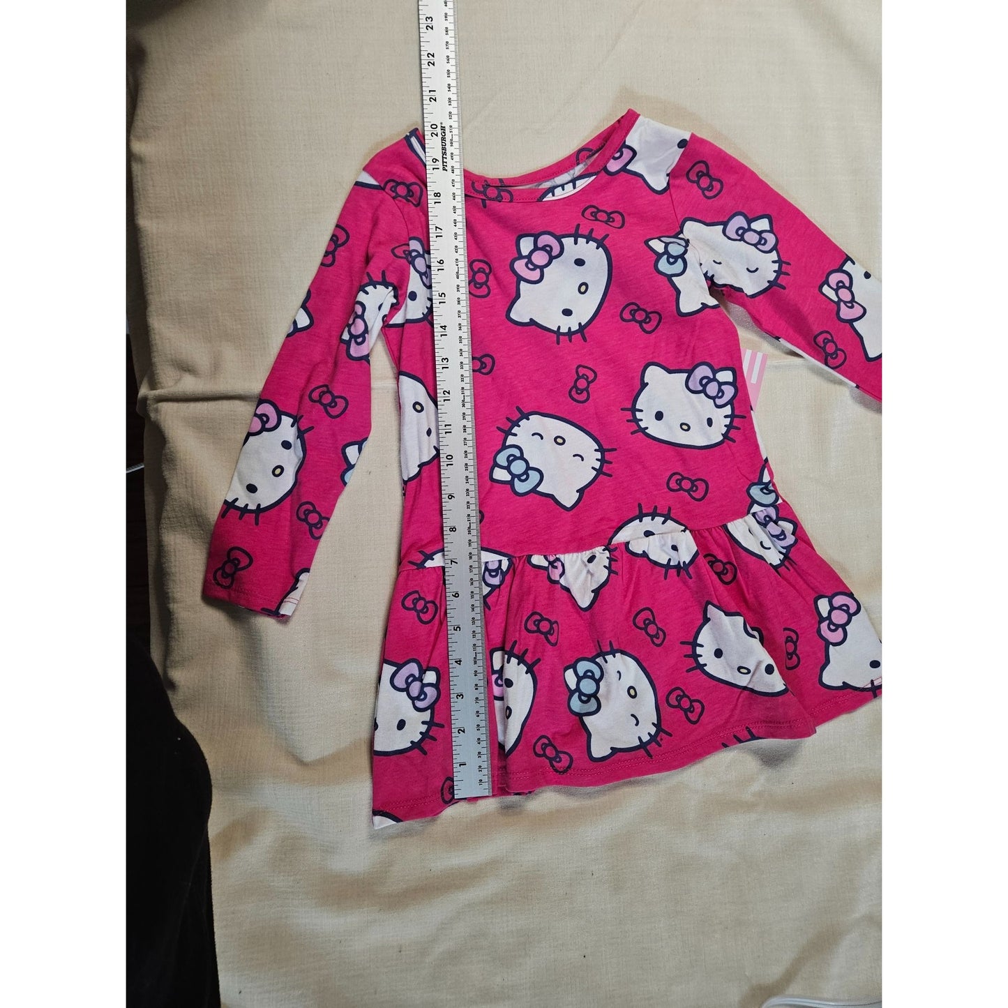 Hello Kitty Girls Pink Long-Sleeve Dress With Ruffled Skirt Size 3T Made By Sanrio