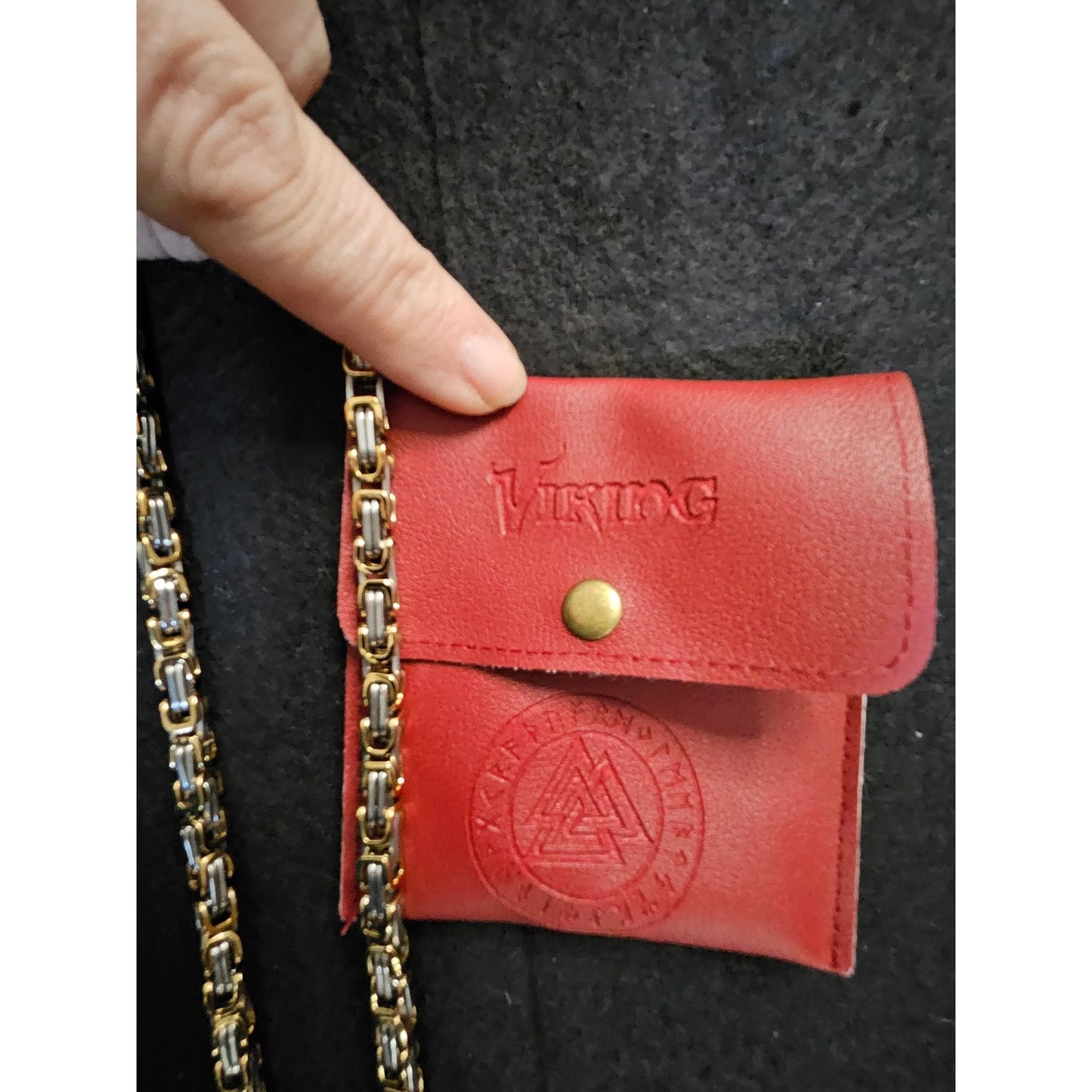 Viking Wolf Heads Necklace With Mjolnir Pendant Chain