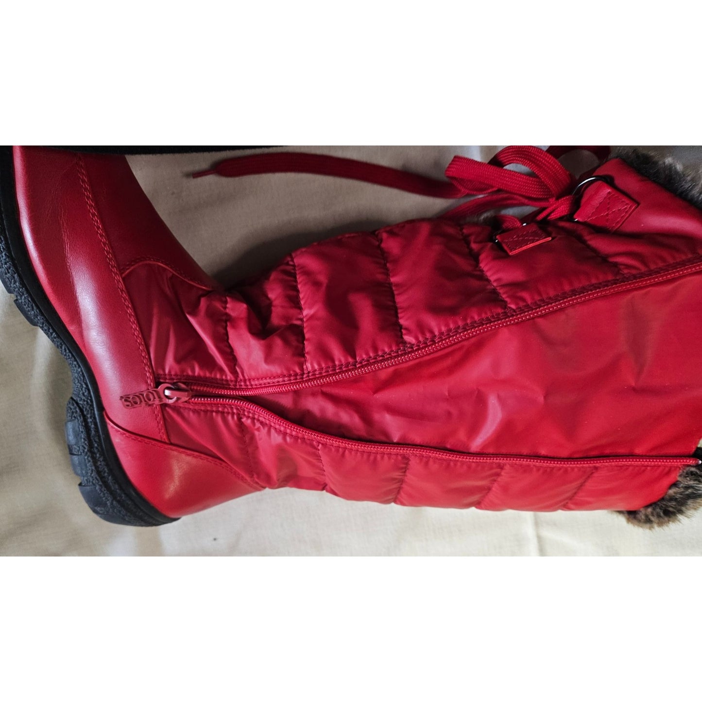 Womens Chromatics By Totes Red Faux Fur Lined Winter Boots Size 10W