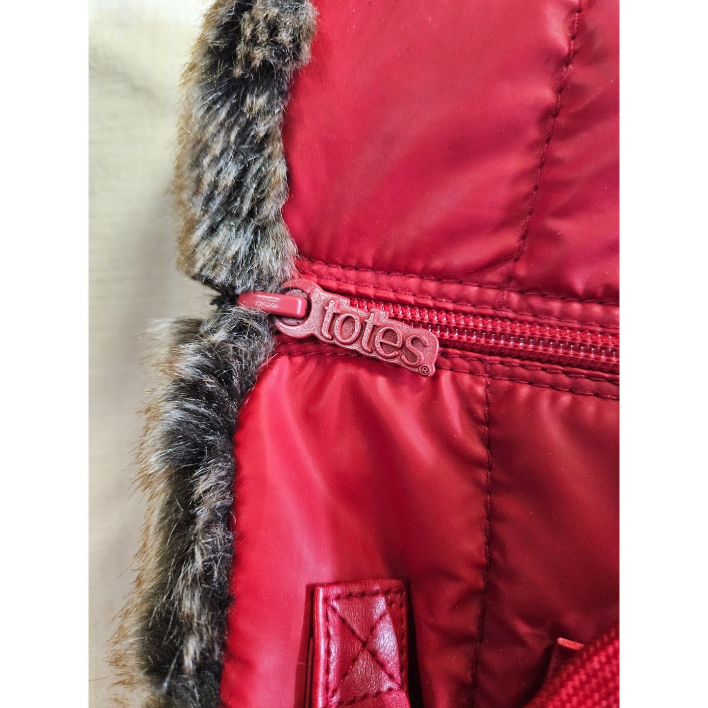 Womens Chromatics By Totes Red Faux Fur Lined Winter Boots Size 10W