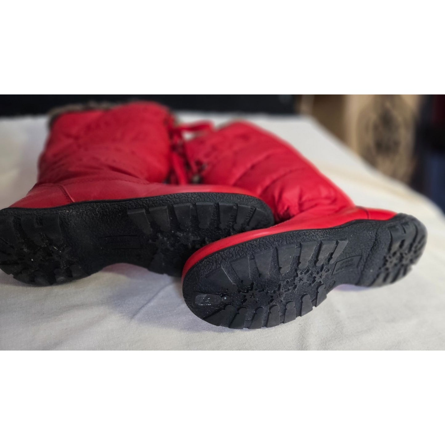 Womens Chromatics By Totes Red Faux Fur Lined Winter Boots Size 10W