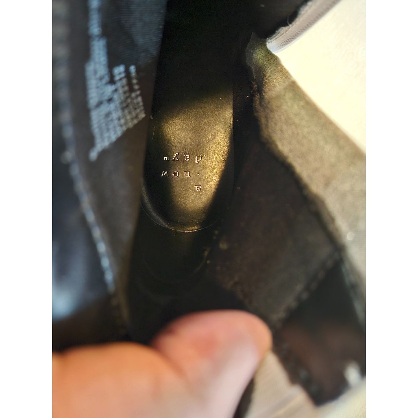 Rhinestone-Embellished Silver Pointed-Toe Ankle Boots With Block Heel & Side Zipper Closure size 6