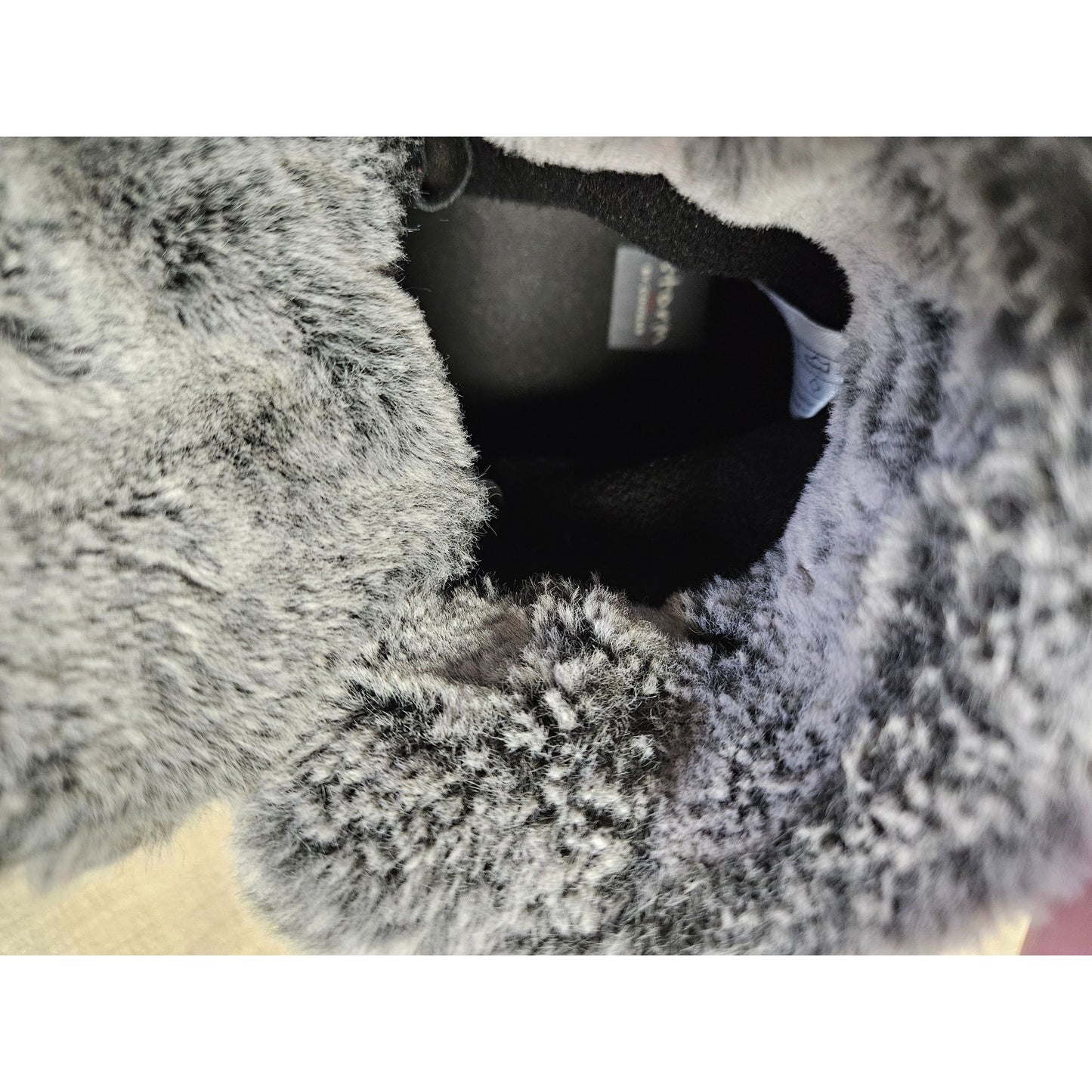 Storm By Cougar Womens Waterproof Suede Boots With Faux Fur Collar & Slip-Resistant Outsole Size 8