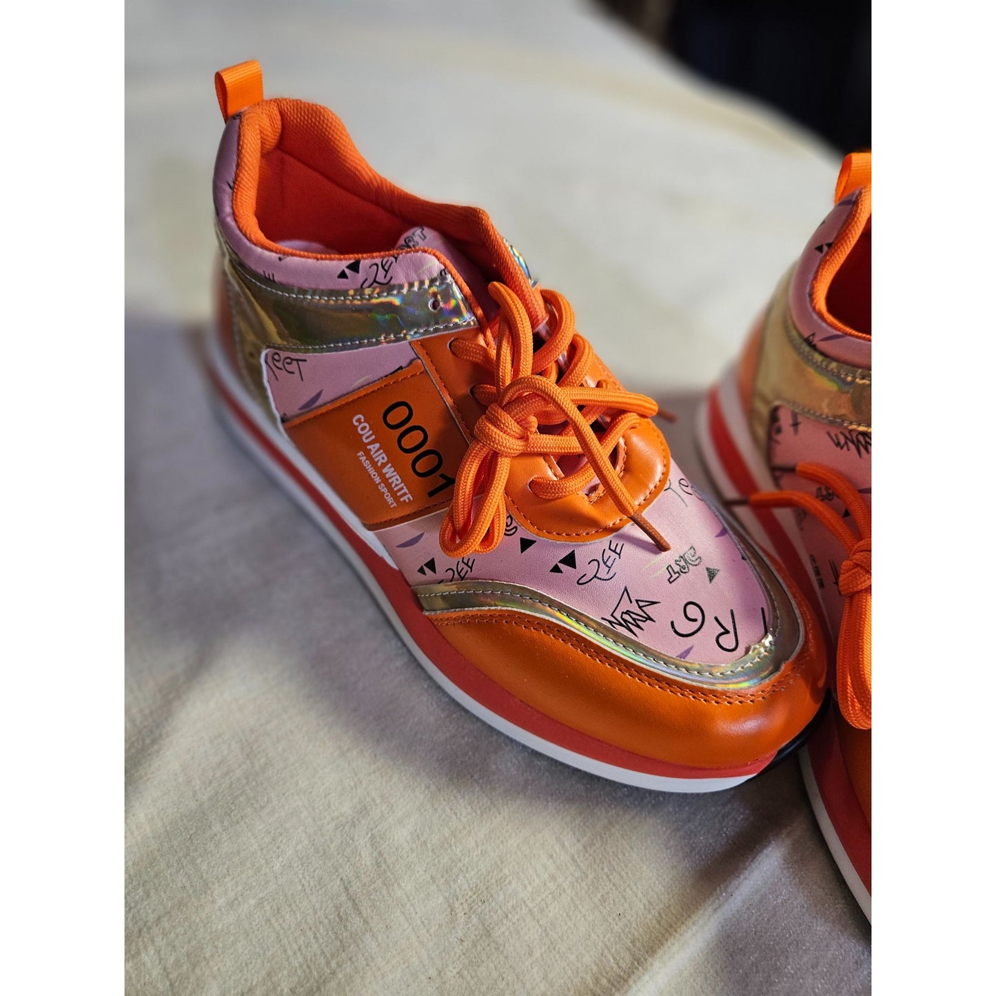 Colorful Lightweight Casual Sneakers With Quirky Print & Orange Accents